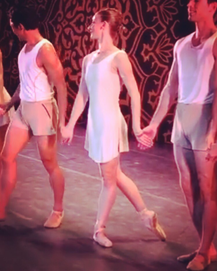 SamanthaGaller's tweet photo. This is a year I will certainly hold close to my heart forever. So many special moments I could never have imagined. Here taking the last bow at the Spoleto Festival to kick off our 18/19 season. @miamicityballet @spoletofestivalusa #justinpeck #Heatscape #capezioathlete #ballet https://t.co/2daJ2b2cSs