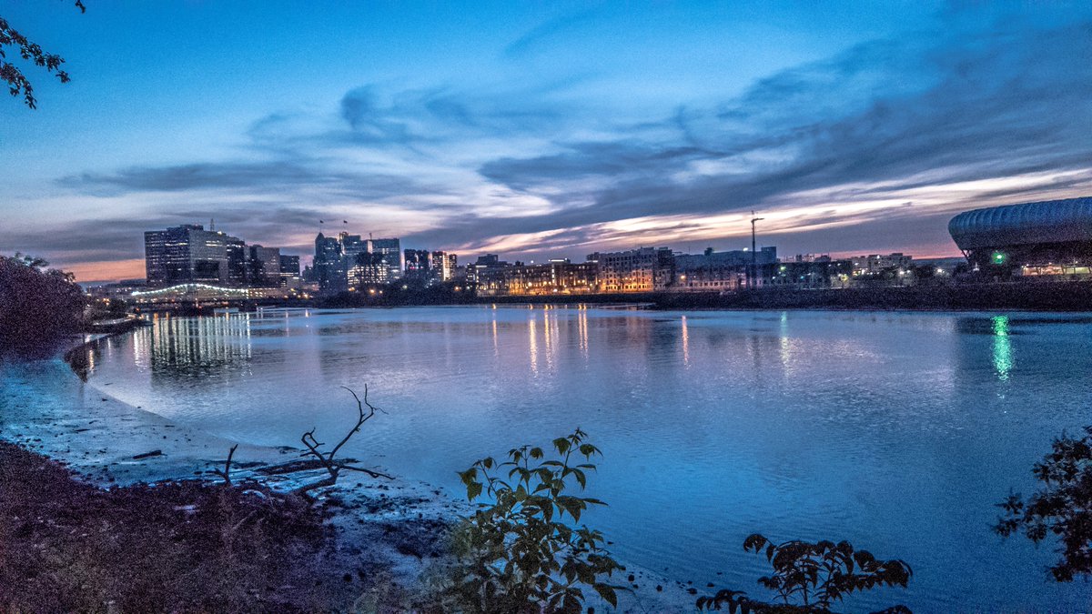 TheJDPardo's tweet photo. These shots of Newark really show its beauty. https://t.co/A8Htr0cRIO