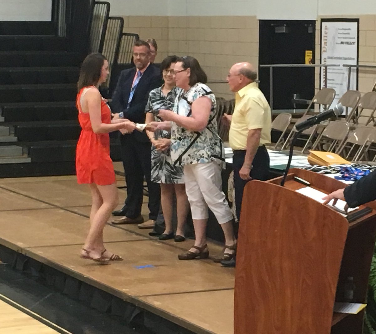 JohnZesiger's tweet photo. Congratulations to all the @MV_Knights Academic & Scholarship Award winners, and thank you to all the parents, guardians, & families for supporting our students academic endeavors ๐ #MVProud #PuttingAcademicsFirst https://t.co/xhLryQJcre