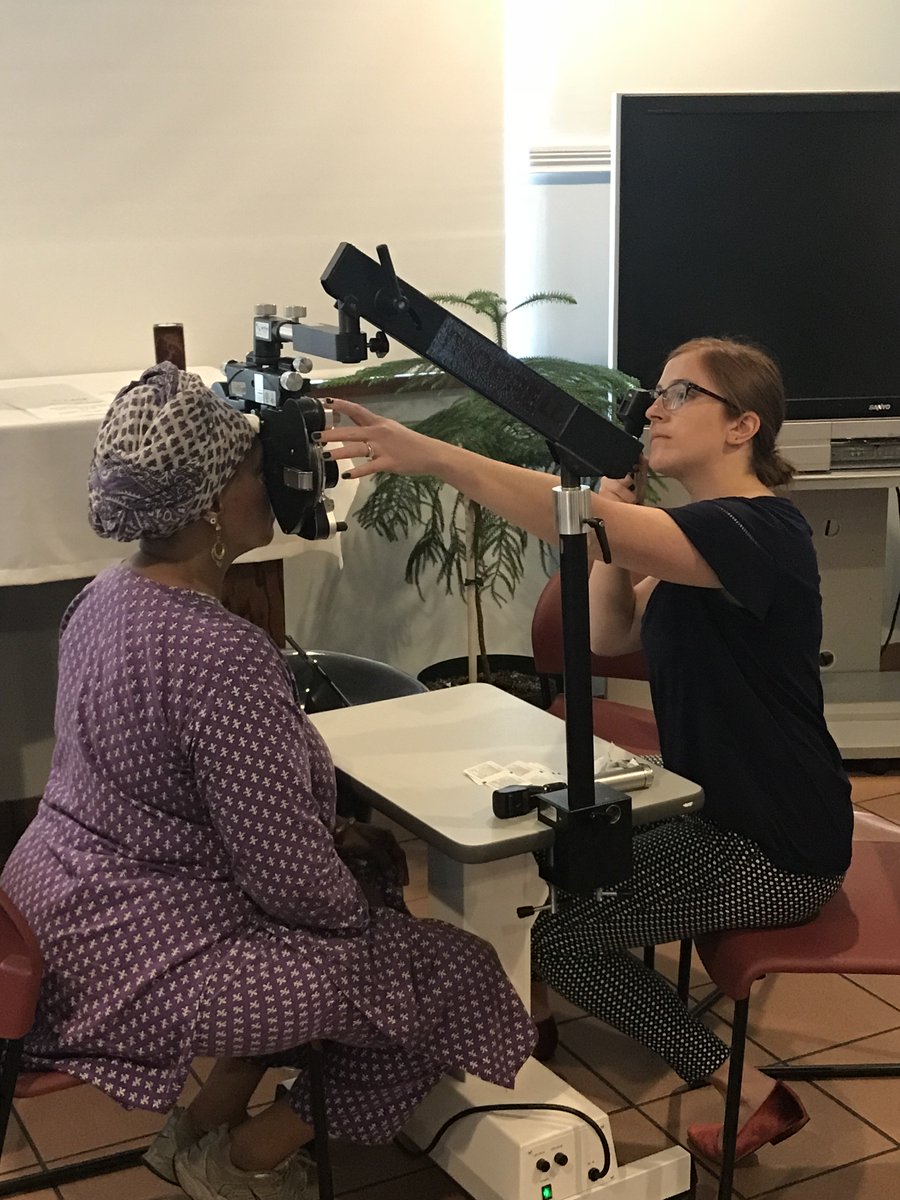 HFOptimEyes's tweet photo. #OptimEyes is proud to give back and volunteer with the @CapSoupKitchen. Time is so precious, make it count!
#Giveback #Volunteer #SoupKitchen #Buildingacommunity #Connections #EyeCare #EyeWear #Communityservice #MichiganProud #DetroitBased #Eye #Center #Vision #Love https://t.co/40Q3MJCaM8