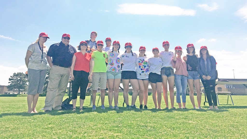 OneWorldSchoolh's tweet photo. Why to go @CCVISpartans @ugdsb at Pass the Baton fundraiser for literacy today! Social Responsibility Club is SO amazing! Thx to all for their suppprt and generosity. #dogoodwithwords #runforacause #kidsthatcare #amazingstaffandstudents https://t.co/HJGDS3O3Uj