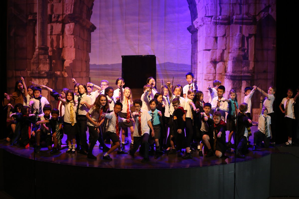 NAISPudong's tweet image. Congratulations to all of our Y3-Y6 students for a wonderful opening #performance of ‘The Amazing Tales of Beedle the Bard’ last night!
Check out the full album of the performance pictures on our Facebook page...
#Primary #Productions