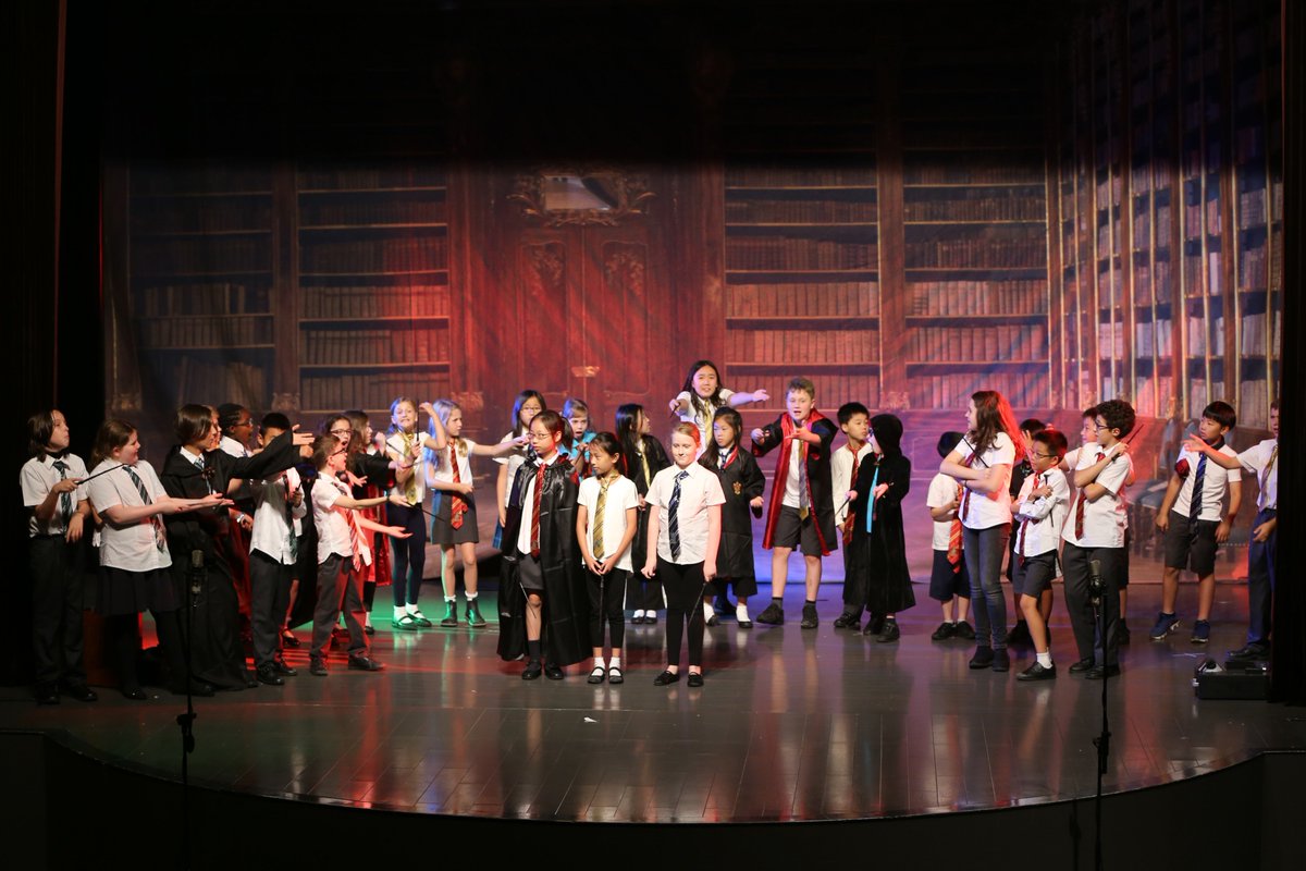 NAISPudong's tweet image. Congratulations to all of our Y3-Y6 students for a wonderful opening #performance of ‘The Amazing Tales of Beedle the Bard’ last night!
Check out the full album of the performance pictures on our Facebook page...
#Primary #Productions