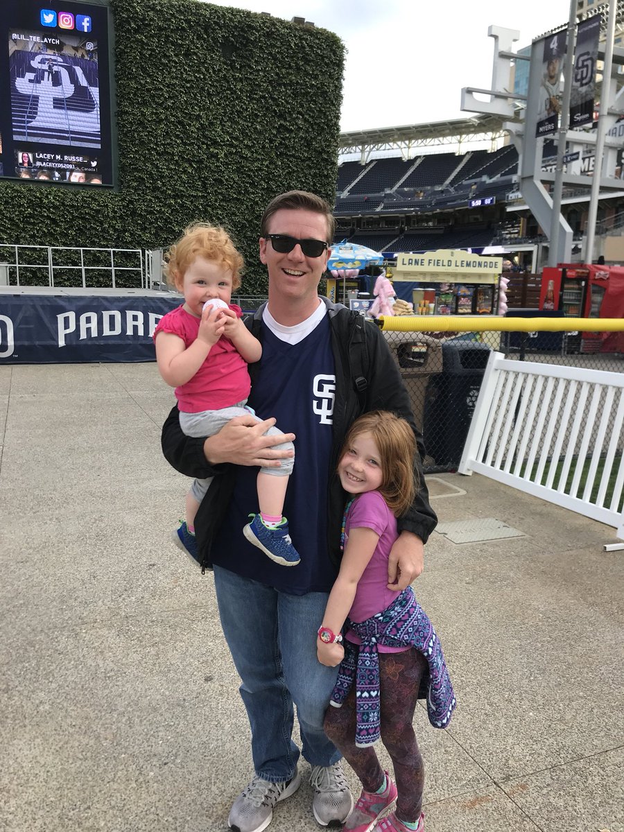 skitelinger's tweet photo. Go Padres! #SDINHD https://t.co/SXG6sa6dwx