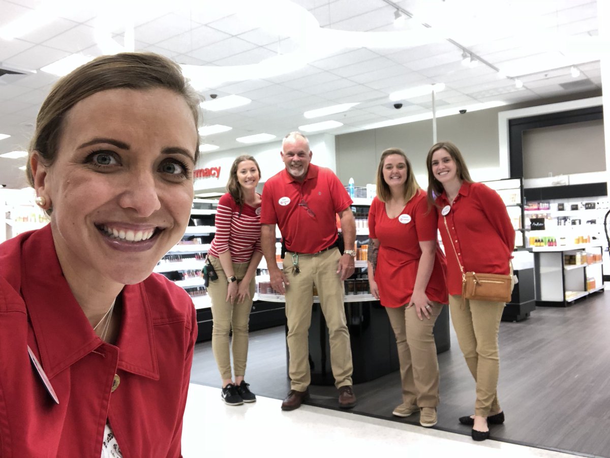 West Chester is doing big things!  In the middle of a remodel &amp; still always providing such a great place to work and shop! Way to go <a href="/kliving1993/">Kevin</a> for a fantastic service culture! 🙌🏻 to <a href="/Morris988Morris/">stephanie morris</a> for excellent staffing plans! #WorkSomewhereYou❤️