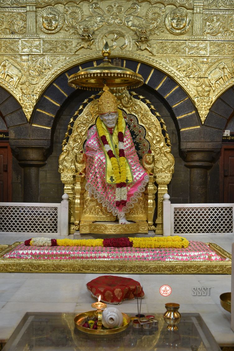 SSSTShirdi's tweet photo. शिर्डी माझे पंढरपूर आरती ३१ मे २०१८ https://t.co/ym8ju7bJ6W