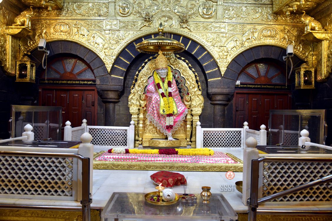 SSSTShirdi's tweet photo. शिर्डी माझे पंढरपूर आरती ३१ मे २०१८ https://t.co/ym8ju7bJ6W