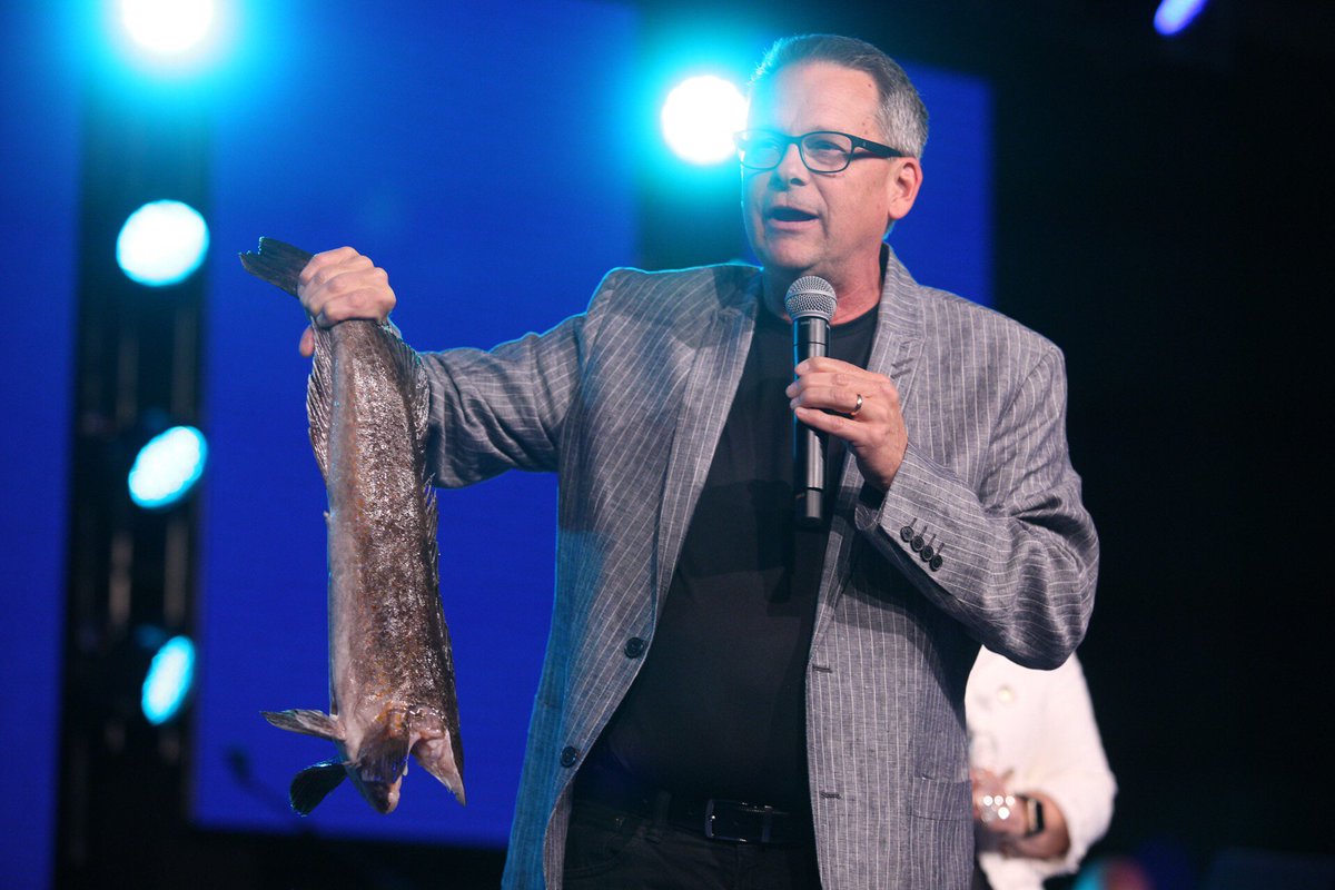 WeAreFoursquare's tweet photo. “A great fishermen is a catch-and-release fisherman. A great Fisher of Men is a catch-and-release Fisherman. Catch them, train them and send them.” —@DaveVeach at Foursquare #Connection18 

#FoursquareMissions #WeAreFoursquare https://t.co/PPee4k8jvS https://t.co/4tI8SrsJl0