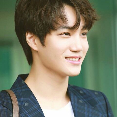 EXOhabnida's tweet photo. I can't lie. This is one handsome guy. 

@weareoneEXO #EXO #KAI 
#KAIxGUCCI #GUCCI_KAI #GucciCruise19 #엑소 
#dafBAMA2018EXO #MTVBRKPOPEXO #PremiosMTVMiaw https://t.co/Qpa8VUemNJ