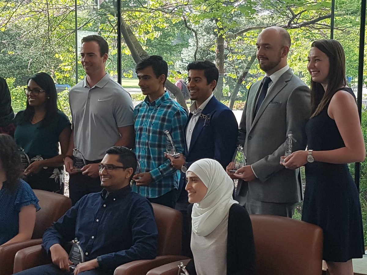 jjustneel's tweet photo. Humbled to have received an outstanding Oral Presentation Award at the Faculty of Health Sciences Research Plenary! #fhs2018 #HRM #mcmaster #dietqualityinsouthasians https://t.co/XVBYYEupKX