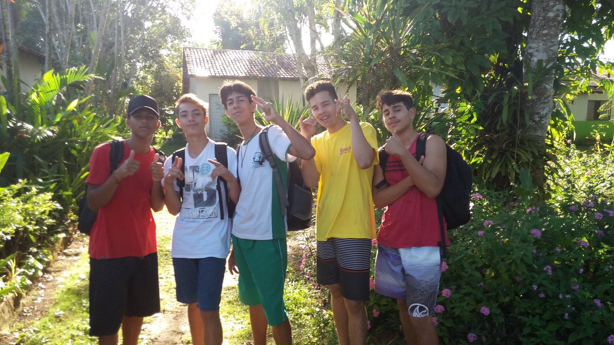 Eduardo17118966's tweet photo. #Mepes❤🌴 / / Bonde do café https://t.co/k07zy9HuLk