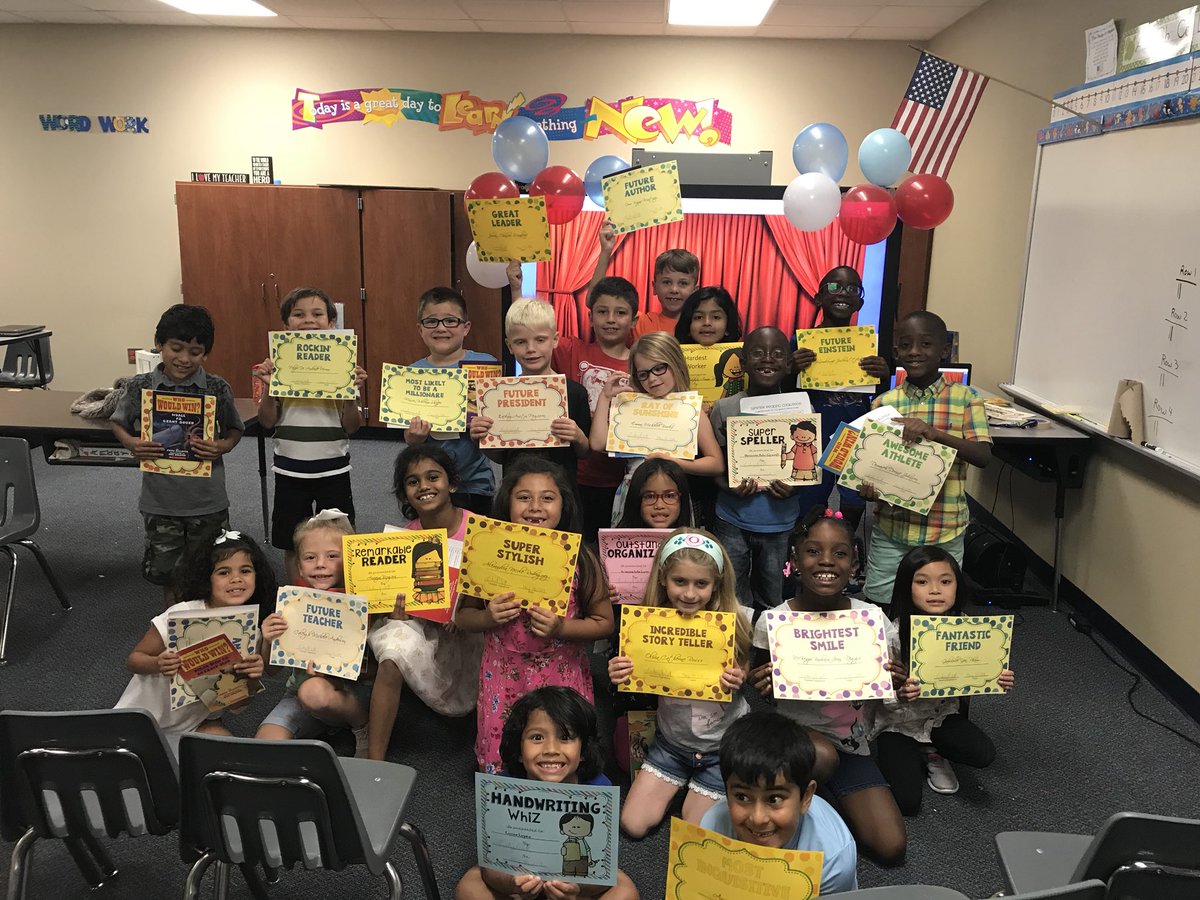 mrspickettone's tweet photo. What a privilege it is to be able to teach these kids.  They all could have qualified for every award.  @WarnerCFISD https://t.co/PSUjvfxahl