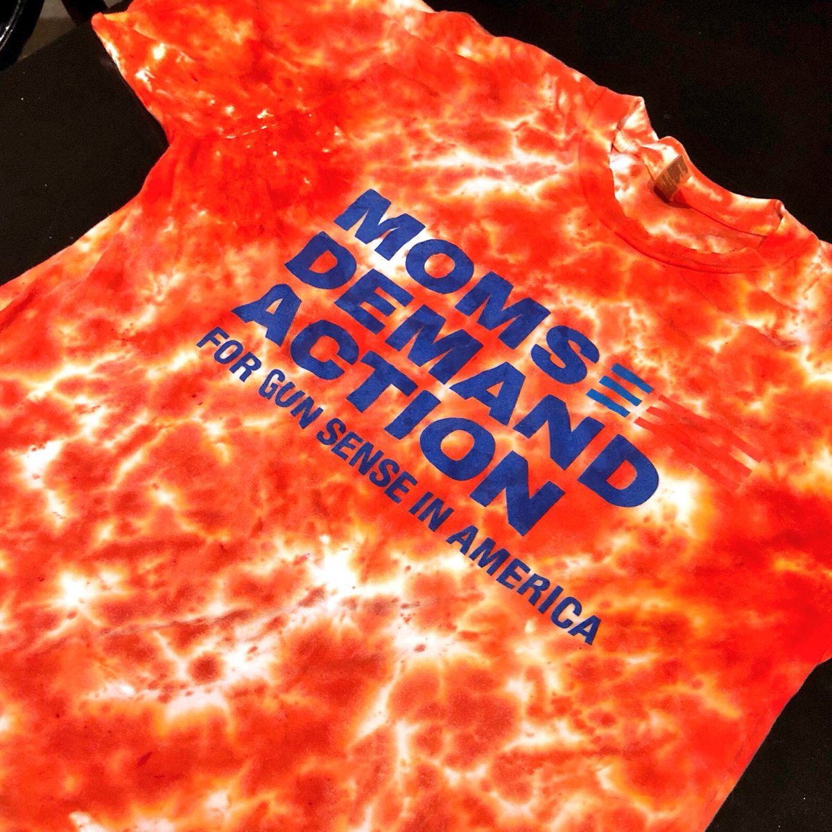 dbishop0's tweet photo. Too many kids are having their lives end before they even get started. 

Be bold this weekend, text ORANGE to 644-33 to join the millions of Americans who will #WearOrange to #EndGunViolence. @MomsDemand https://t.co/A9d55H2lKM