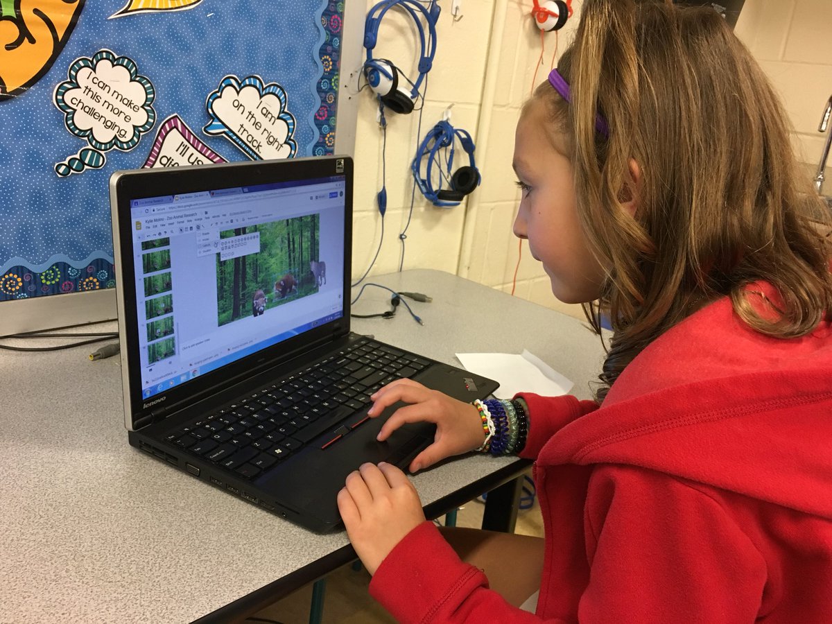 ChartrainTech's tweet photo. @SSDITDEPT Ask these @nsalemschool 3rd graders how they are creating animated projects to show &amp; tell us what they know about wild animals! #GoogleSlides https://t.co/u8jNYqkpNC