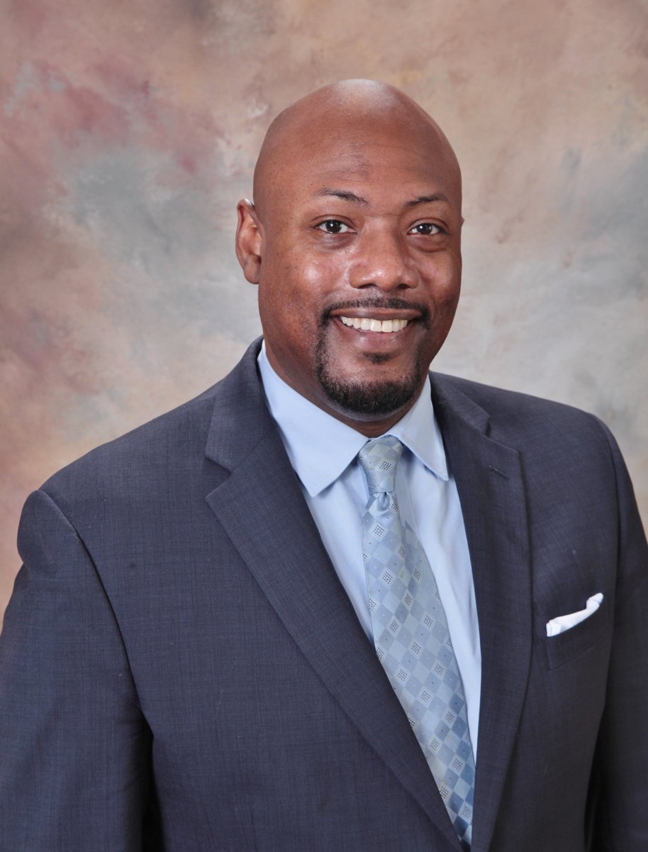 RockdaleSchools's tweet photo. RCPS welcomes new Superintendent Dr. Terry Oatts, who was sworn in today! https://t.co/prEKqhQDnq
More photos at https://t.co/DQh7z05AF2 https://t.co/3WE1ma98Kt