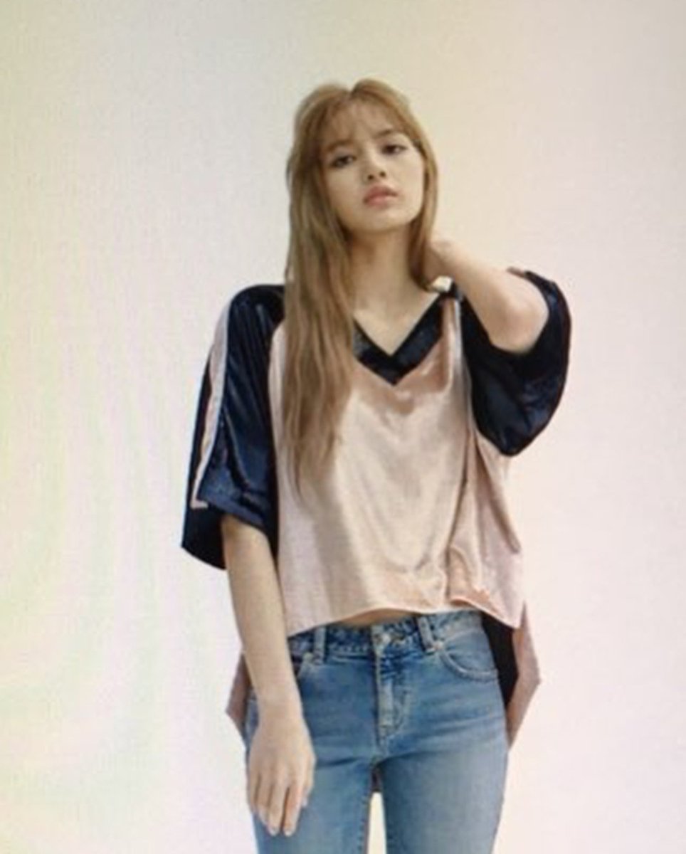 Lalice Thailand tweet media