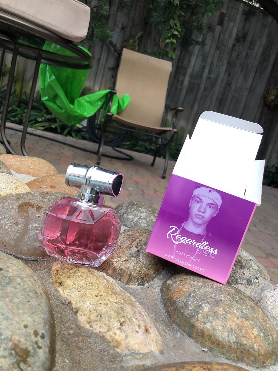 taylorcaniff's tweet image. Code Taylor20 For 20% Off 
Also Free Shipping 💖                                   regardlessbytaylor.com