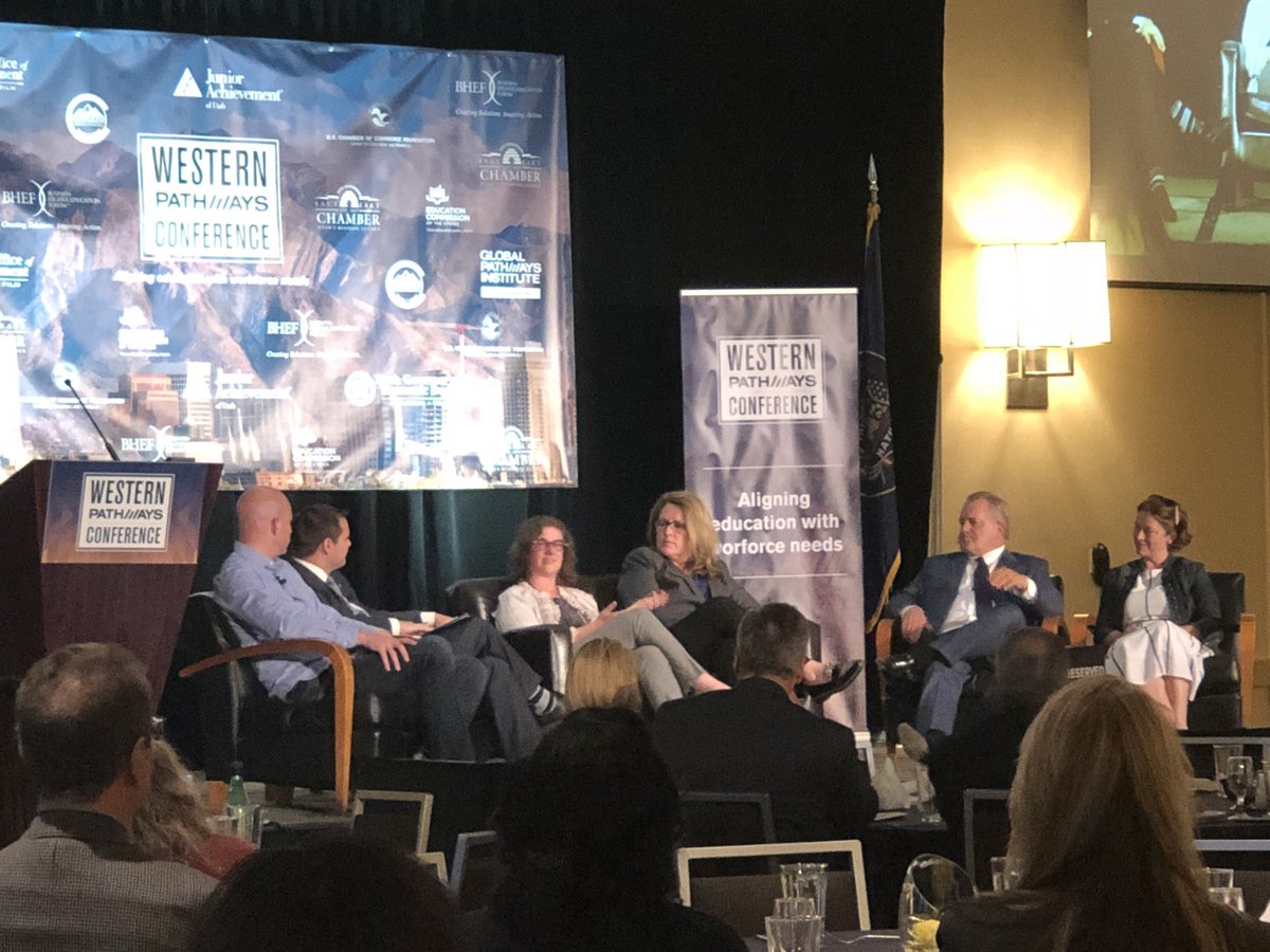 NAFCareerAcads's tweet image. Inspiring to hear these Utah entrepreneurs talk about hiring high school interns in addition to college interns. They know what it means to #BeFutureReady. #pathways18 #internship #CTE