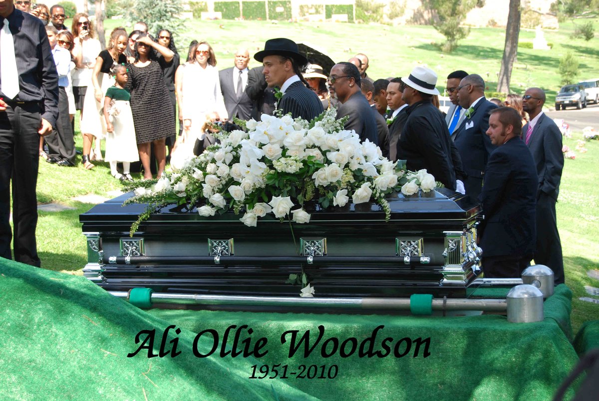 AliWoodson's tweet photo. RIP https://t.co/1VTctfYsN7