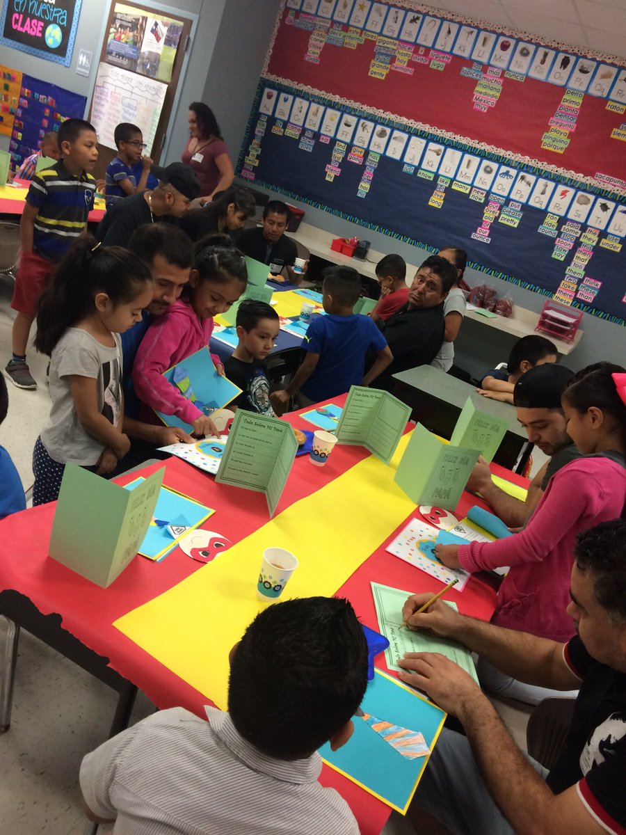 FloydElementary's tweet photo. 1st grade enjoyed DONUTS WITH DAD today! @FloydElementary @gabulosa #FloydES #falcons4life #makemaymarvelous https://t.co/6O8y1Ykyf1