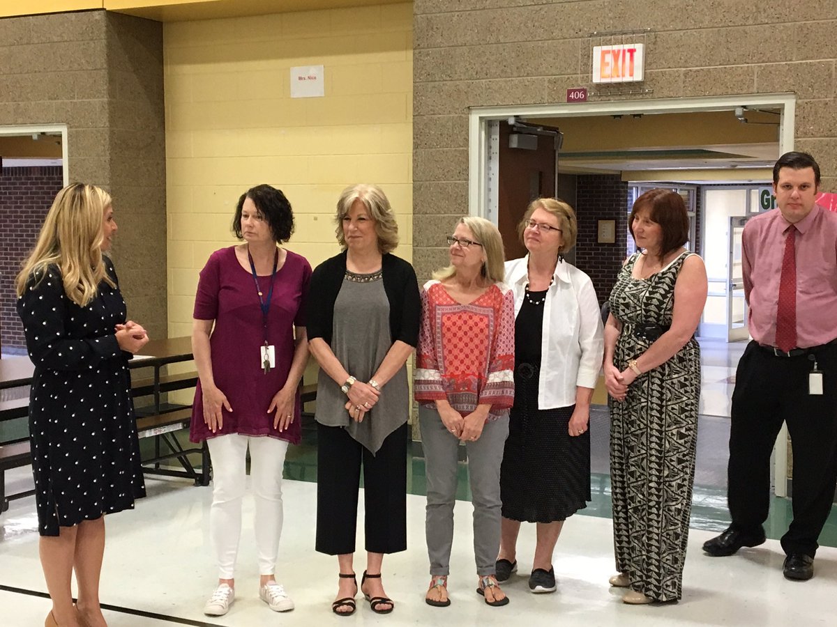 Schilling33C's tweet photo. Congratulations to all the teachers retiring this year at Schilling! We appreciate all that you have done for students over the years! #33cpride #ljspride https://t.co/vmu9qeF6Du