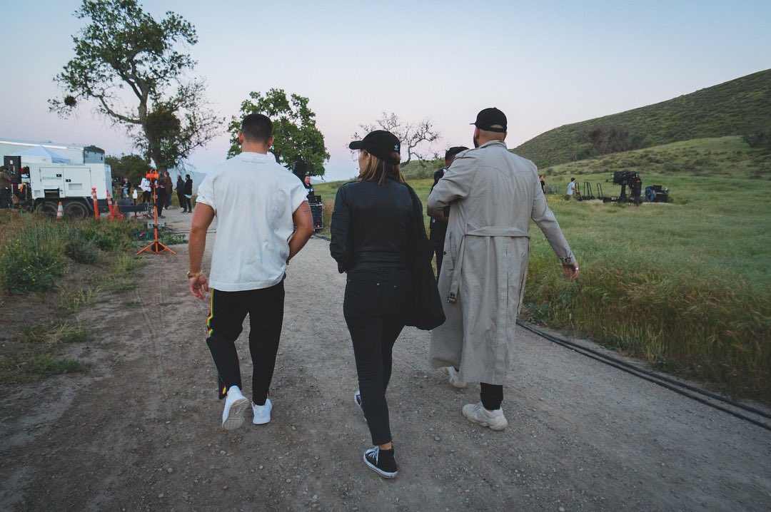 DailyNickJonas's tweet photo. 📸|| nickjambassador: #BTS of the #AnywhereVideo with @mustard #MustardxNJ 🌅 https://t.co/B9Z5zNtHrn https://t.co/9JGtZNMRRZ