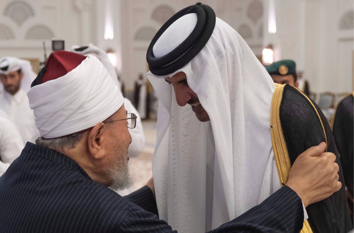 FSM__05's tweet photo. أقام حضرة صاحب السمو أمير البلاد المفدى بالديوان الاميري بالأمس مأدبة افطار تكريما لاصحاب الفضيلة العلماء والمشايخ ورجال الدين بمناسبة شهر رمضان المبارك .. https://t.co/LF1vlIS81v