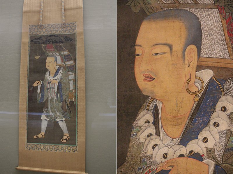 三蔵法師 】多数の経巻(きょうかん)を背負い、どくろの首飾りをつけて