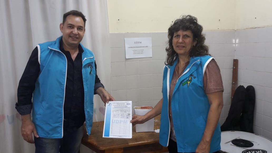 EscurdiaViviana's tweet photo. Como siempre, desde siempre acompañando, plebiscitando la gestión. Somos @ADOMIS_Misiones somos docentes estamos al servicio de nuestros colegas, garantizamos sus derechos somos equipo @mariluleverberg https://t.co/gakysfSycL