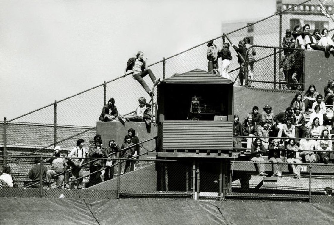 Super70sSports's tweet photo. Wrigley Field's bleachers as God intended: full of juvenile delinquents and the unemployed. https://t.co/KouRiAaKQD