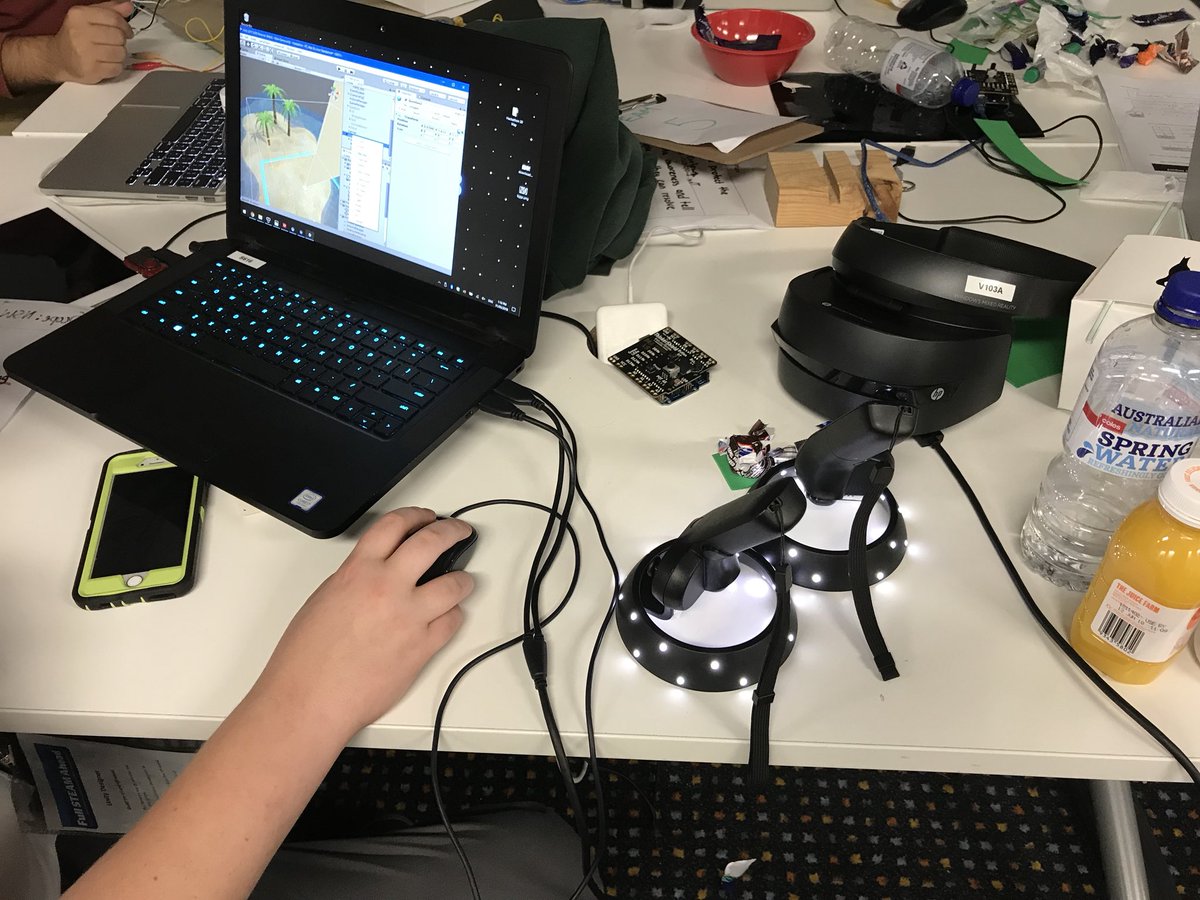 JamesDestined's tweet photo. Young people working on hackathon projects @maasmuseum with #vr and #thinkershield https://t.co/R01YDGI6YC
