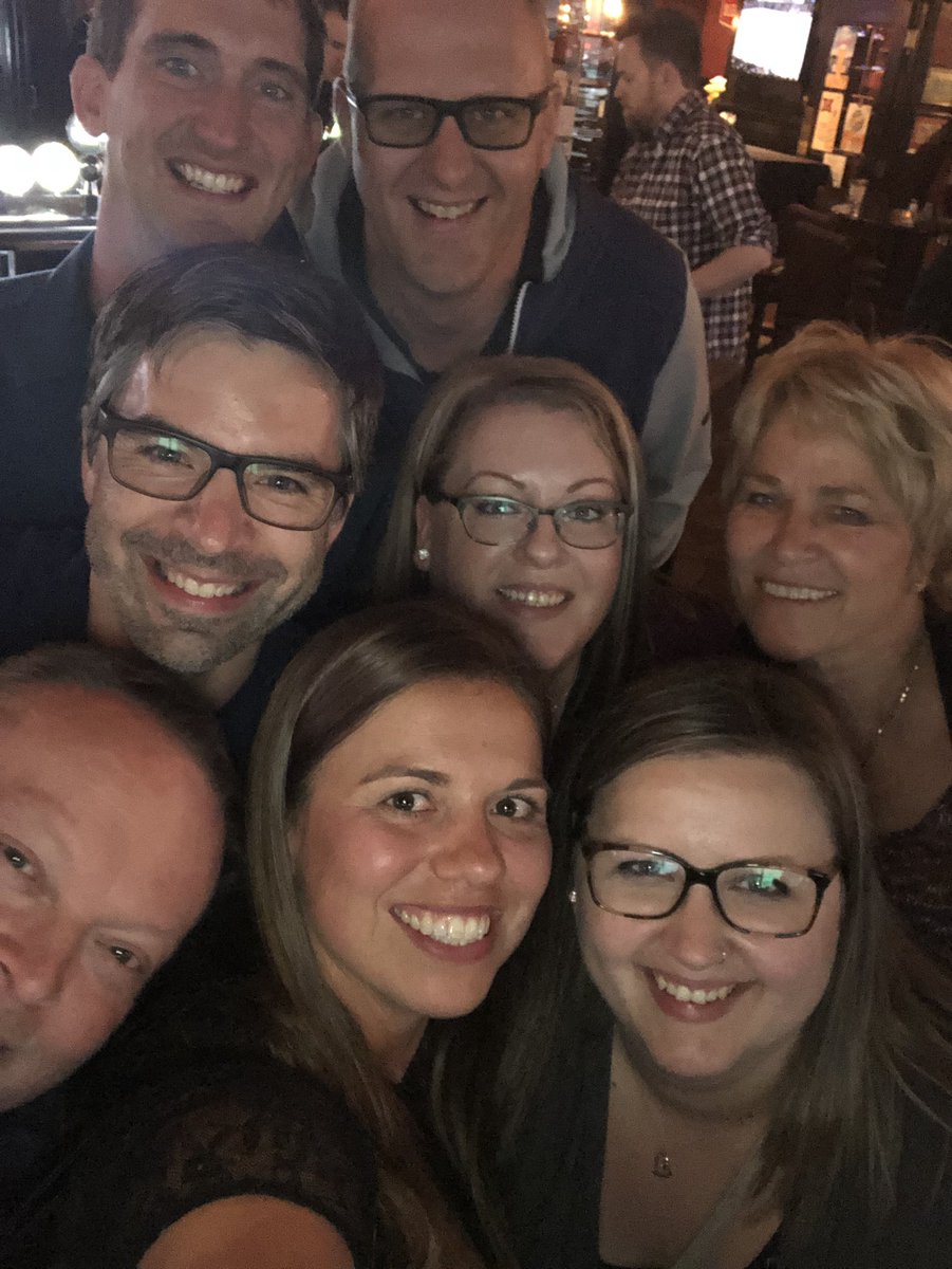 bankermomAmie's tweet photo. Proud to be part of the Sask North team! #beatteamever #bestlookingteam https://t.co/2jdAvEA7nK