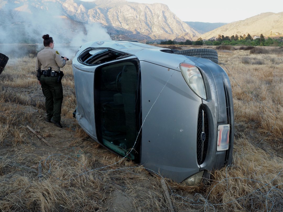 LakesideFire's tweet image. Interesting call: vehicle rollover; occupant(s) gone on arrival; engine still running; radio on. Just when you thought you had seen it all! @SDSOLakeside and CHP assisted. #Engine2