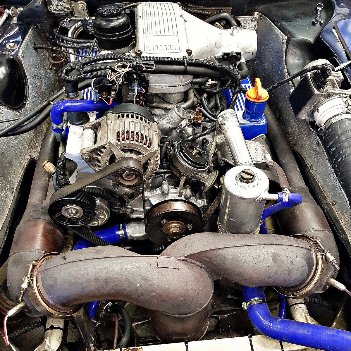 NeilGarnerTVR's tweet image. Chimaera engine install pretty much sorted 👍👍
neilgarnertvr#tvrchimaera #newengine #pushedforspace #readytoroll #siliconhoses #finalcheckout #professional #kemble #cirencester #greatteam #teamwork #tvr #industryexperts