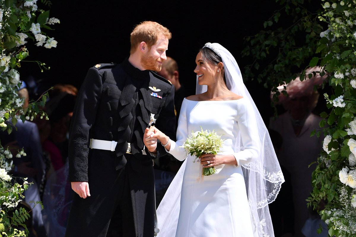 BankEmpower's tweet photo. Saving for a royal wedding, we can help you with our high interest saving account. Empowering dreams.
#empowerbank https://t.co/pzTZ3ke7DN