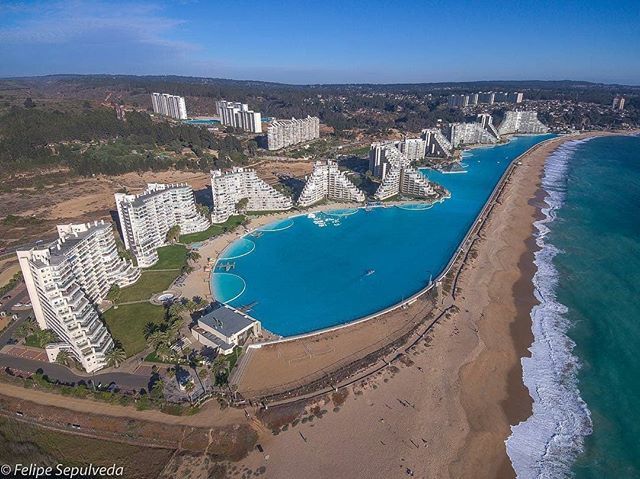 AChilepoh's tweet photo. 📸 @fsepulvedamunoz - San Alfonso del mar, Algarrobo. Región de #Valparaíso #Chile. Tiene la piscina más extensa del mundo 🌍
➡️ #turismo #tourism #achilepoh #fotos #instadrone #instadrones #fotosaereas #sanalfonsodelmar #algarrobo #drones #dronestagram #droneshots #chi… https://t.co/sqkCdyeJdw