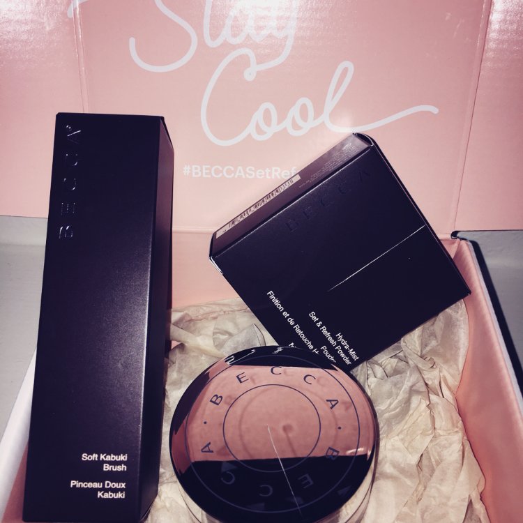 k_rista88's tweet photo. Absolutely loving this setting powder! Makes my skin look smooth and flawless! The cool water sensation is an added bonus for this hot summer. @influenster @BECCA_Cosmetics #BECCASetRefresh #complimentary https://t.co/AObzsQVNYJ