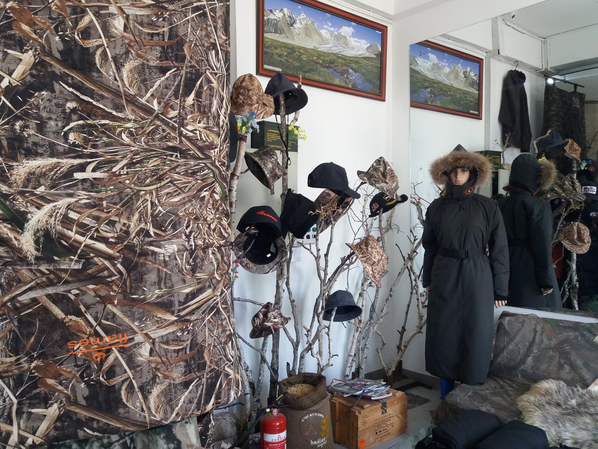 #flames дээр очиж гоё үүргэвч авлаа. <a href="/hongoroo84/">khongoroo</a>.доо баярлаад баршгүй шүү. Бидний ар тал болдогт😍 тэр олон зураг бнаа даа  лав <a href="/batzayased/">С.Батзаяа</a> эгч, @NomchiinUndur нар бна😊 би бас байна ккк