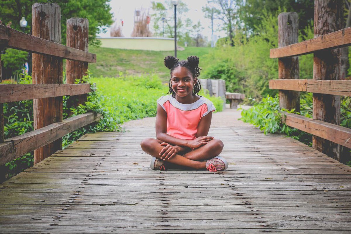 ankh_production's tweet photo. A lil bit of sass never hurt anybody💁🏾♀️
Book your shoot on https://t.co/7rpIUfclJf
•#AnkhProductions #TheStampede #blackbusiness #blackfemalephotographer #canonphotography #indianaphotographer #agameoftones #shotwithlove #milliondollarvisuals #artofvisuals https://t.co/bzlyh4u48y