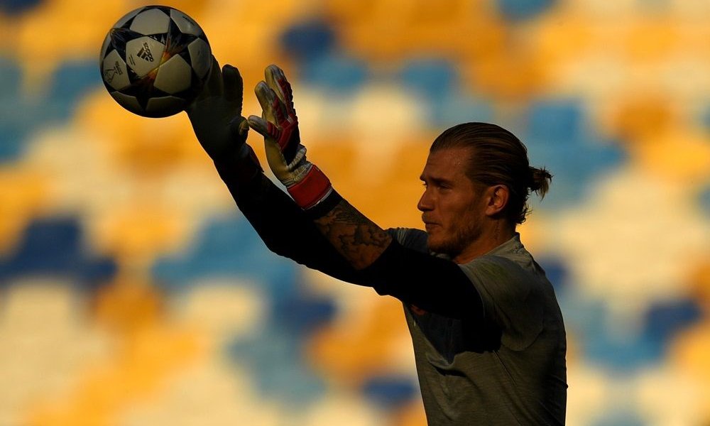 LFCIndonesia's tweet photo. Hamann: Ingat Lagu 'You'll Never Walk Alone', maafkan Karius, Kopites! https://t.co/YWAr6GtA16 #LFCIndonesia #LFC https://t.co/1l5Xf2zejc