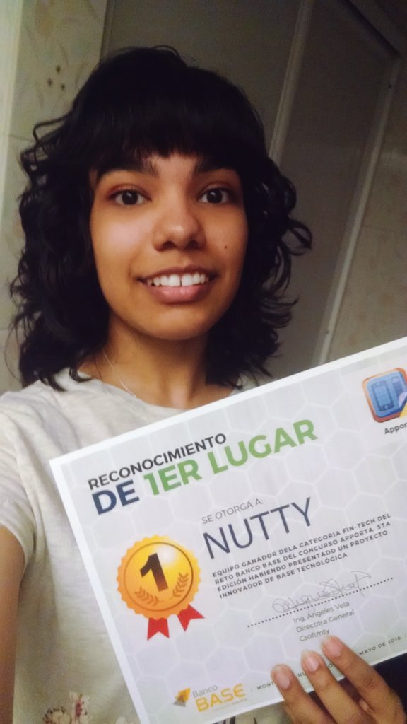 ATuscanyArt's tweet photo. Yo toda feliz >u< disculpen que no hice Stream pero nos fuimos celebrar al salir de la premiación ;u; 💚
#apporta https://t.co/rTcnHzUqSZ