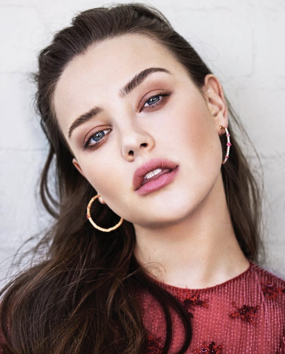 capital_buzzz's tweet image. Katherine Langford for Glamour Mexico🌹