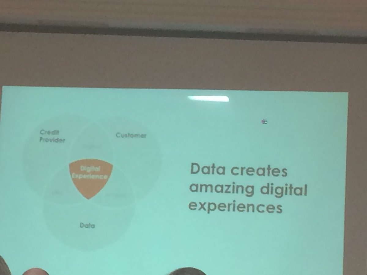 CeADARIreland's tweet photo. Data creating an amazing digital experience for customer and credit provider @lunaconnect #fintech #ceadar https://t.co/BfK2n3wRa4