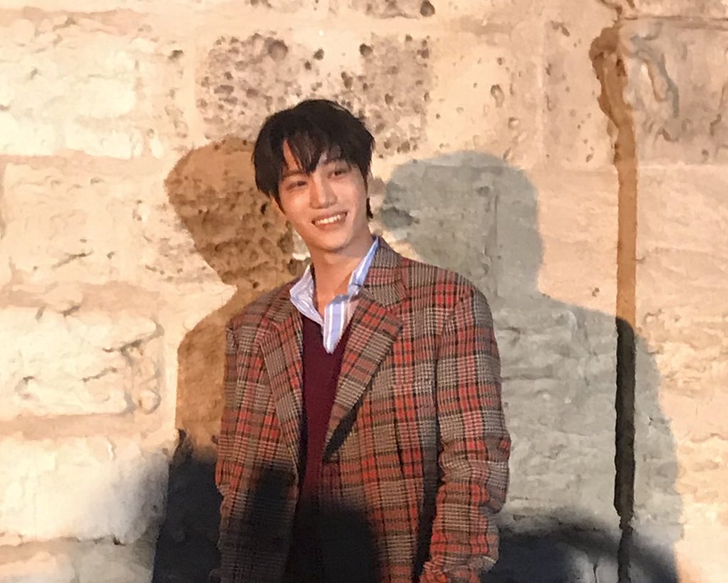 weareoneEXO's tweet image. 프랑스 ‘구찌 2019 크루즈 패션쇼’에서 만난 카이의 매력 넘치고 패셔너블한 모습을 여러분께 공개합니다!

#EXO #KAI #카이 #GUCCI_KAI @gucci