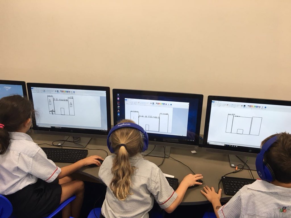 RPSDubai's tweet photo. Year One enjoy practising their mouse skills in the Computing suite. #rpscomputing https://t.co/znz62ziVlO
