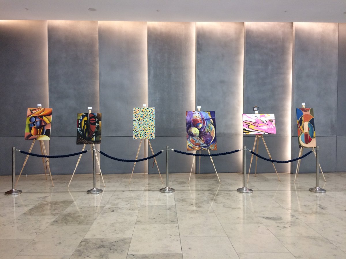 jonaquest's tweet image. Stunning display of original artwork 👌and #designgoods for sale in #MoorPlace #softwaretech #WeWork #Moorgate #londonpopup #contemporaryart #fluidart #contemporaryafricanart #emegingartists #londongallery #corporate #Entrepreneur #FTSE #ThursdayThoughts