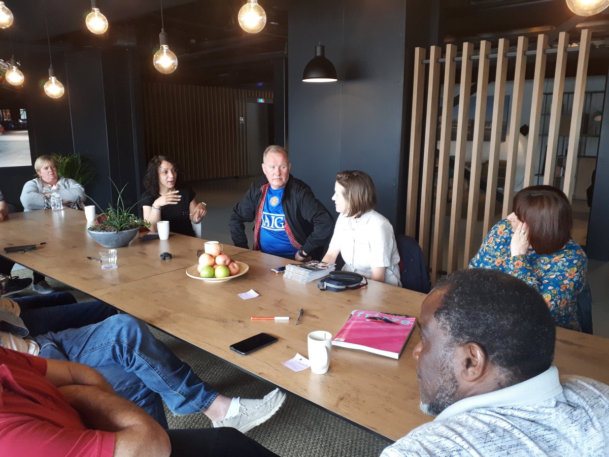 SocialEnt_UK's tweet photo. #SocEntChampions are hearing from @hackneycoops. Sophie led a super inspiring discussion on how they're working to build a stronger local #socent ecosystem in @Dai_HCT's home of #Hackney. The best question of the session: 'how can I be involved?' #socialimpact https://t.co/kdQN5YmaZT