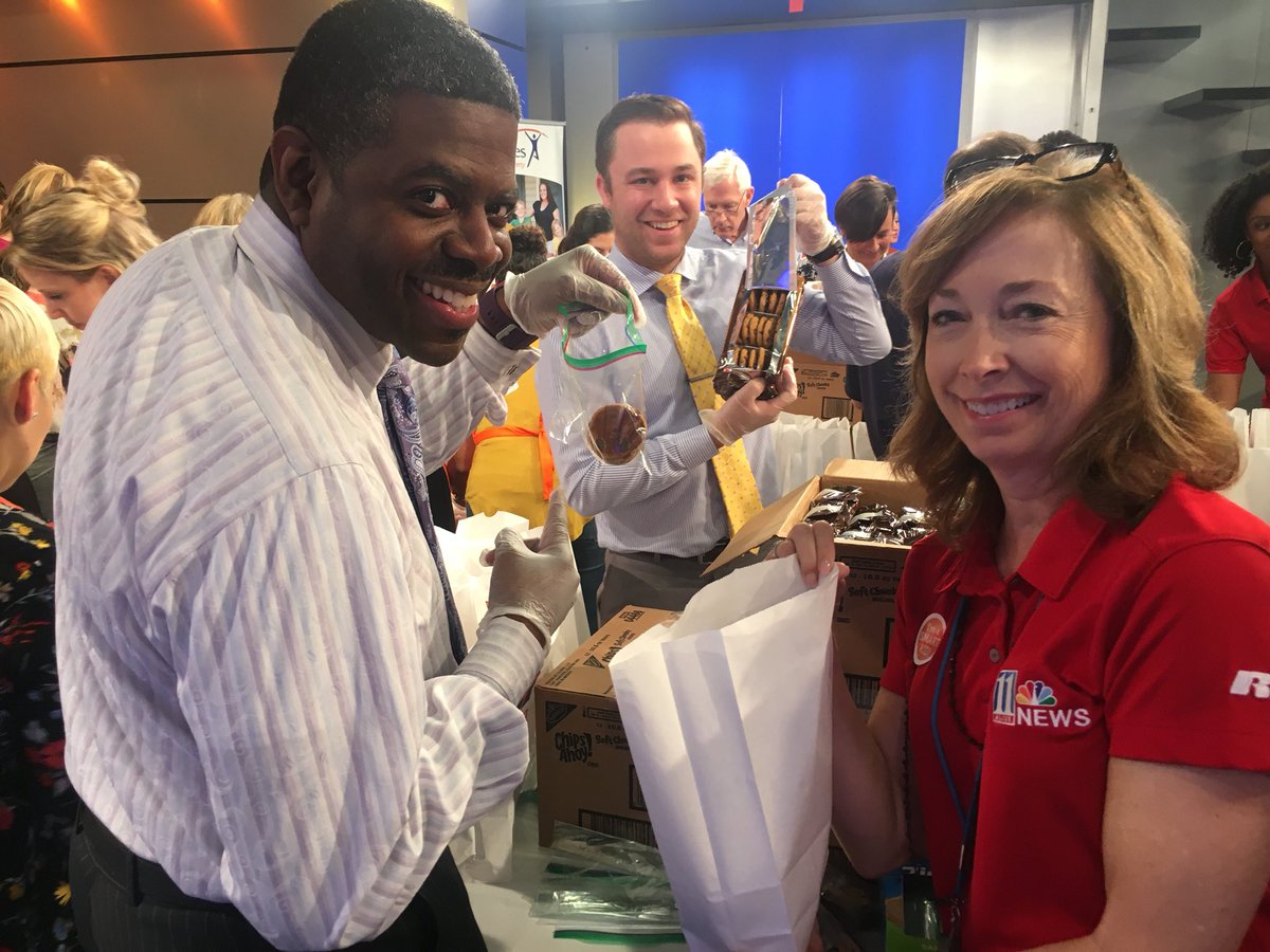 jlesboettcher's tweet photo. See why @chesley11alive and @11AliveNews support #SmartLunchSmartKid - NOW on #MorningRushATL! @actioningeorgia @TEGNAFoundation https://t.co/bznQFTCSGO