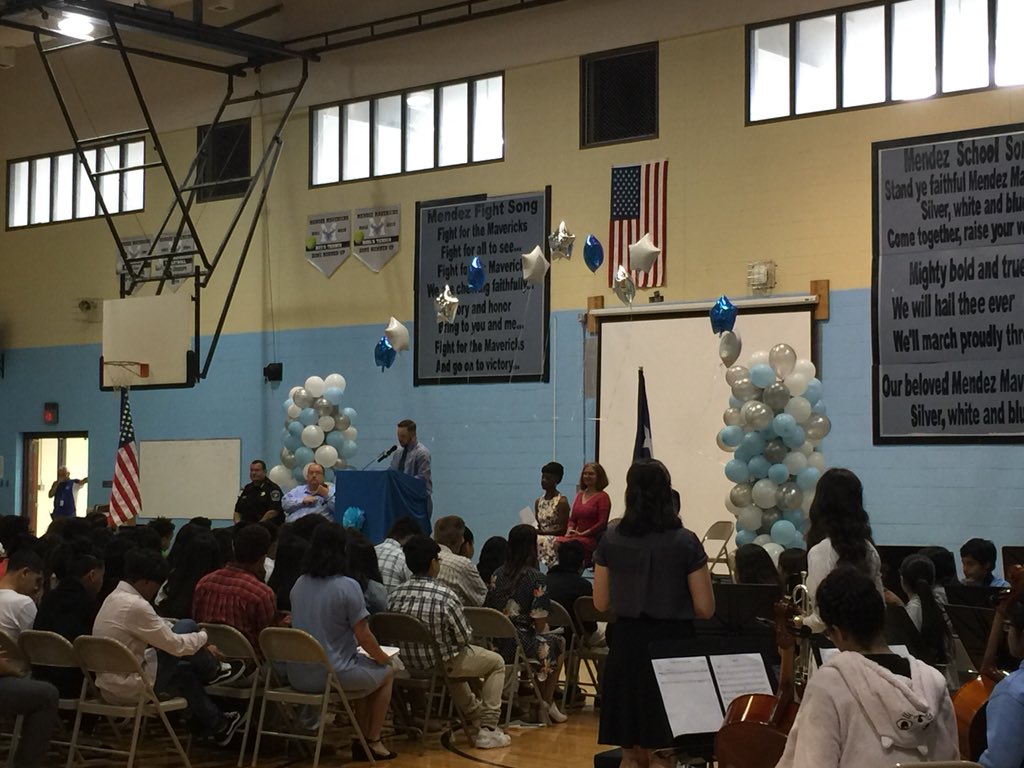 chemelnalis's tweet photo. Our @MendezMiddleSch staff, students, parents and other community members celebrating our 8th graders during their Bridging Ceremony. Recognitions, awards, music, a student poem, words of advice, inspirational messages and more were a part of this wonderful ceremony. https://t.co/ZNOiJ89kks