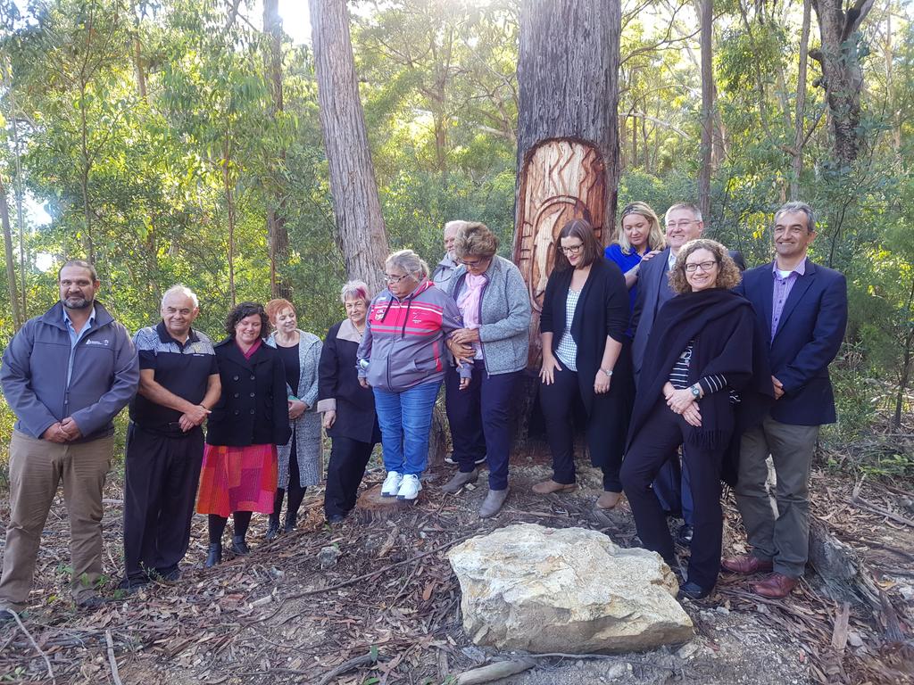 JasonArdler's tweet photo. Len Anderson from Karuah LALC today commented
"Reconciliation is common sense, common courtesy and mutual respect " #WordsOfWisdom
#ReconcilliationWeek
#Bulahdelah https://t.co/DfJwj8udyd